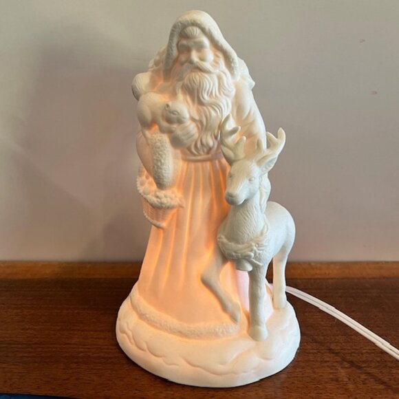 Jade Porcelain Electric Light Up Santa and Reindeer with Box - Picture 2 of 8